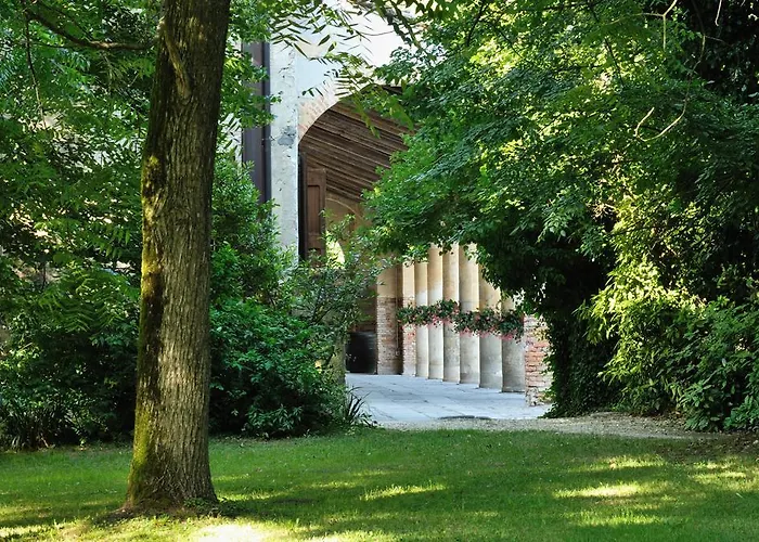 Frassanelle Lägenhetshotell 3*