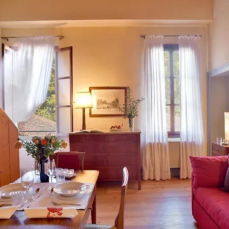 Frassanelle Hotel apartamentowy 4*